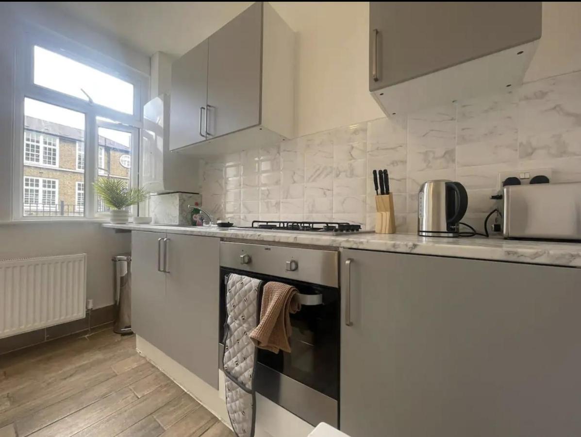 Appartamento Charming 2 Bed Flat On Tower Bridge Londra Esterno foto
