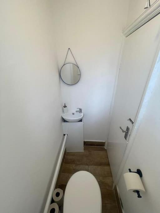 Appartamento Charming 2 Bed Flat On Tower Bridge Londra Esterno foto