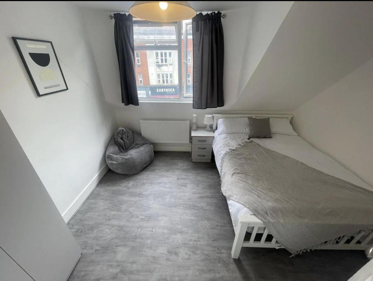Appartamento Charming 2 Bed Flat On Tower Bridge Londra Esterno foto